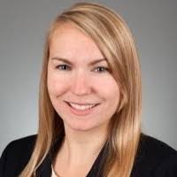 Crystal Lewandowski's Instagram, Twitter & Facebook