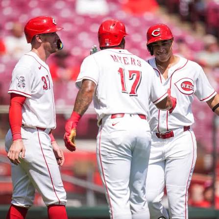 Back-to-back series wins! FINAL: Reds 7, Padres 3!