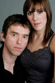 Classic Emmerdale spoilers: Cash-strapped Donna agrees to be a surrogate  for Viv and Bob