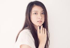 pin on emi takei 武井咲