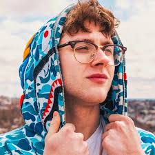 Title: Drooly's New Single "Satellite (feat. Curtis Low)": A Mesmerizing  Blend of Chill and Hip-Hop » New Fire Music