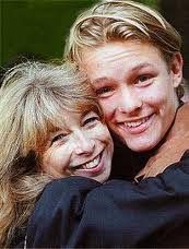 Coronation Street Blog: November 2012