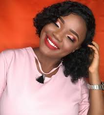 Saffy: "my makeup business does not interfere with my academics."