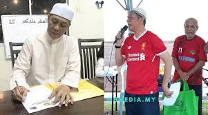 Combination of music with a quirky original sound.purchase the original album to give support for malay songs to survive.lagu hits buatmuselamat jalan romeo,. Pelawak Shamsul Ghau Ghau Terima Kad Tauliah Mais Oh Media