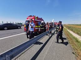 Centrul infotrafic din inspectoratul general al poliției române informează că traficul se desfășoară îngreunat la kilometrul 182 al autostrăzii a2 pe sensul dinspre bucurești către constanța, în zona localității medgidia, județul constanța, în urma unui. Ysz99ec0kjzy2m