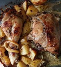 Poulet Rotis A L Ail Et Pomme De Terre Recettes De Cuisine Recettes De Cuisine Africaine Poulet Pomme De Terre