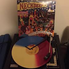 Neck Deep Life S Not Out To Get You Lyrics Cody Pendleton On Instagram Nowspinning Neck Deep Life S Not Out To Get You 2015 Hopeless Records Hot Topic Exclu Vinyl Music Vinyl Record Player Vinyl