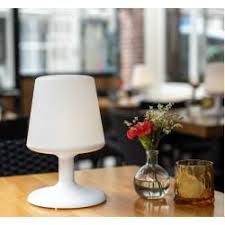 Light To Go Outdoor Led Tischleuchte Koziolkoziol In 2020 Led Tischleuchte Tischleuchte Lampentisch