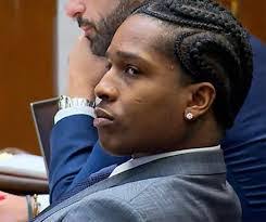 Chris Leanos's Instagram, Twitter & Facebook