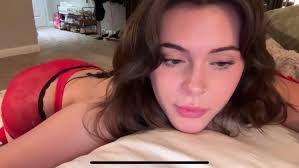 Teen brunette live - Porn Videos & Photos - EroMe