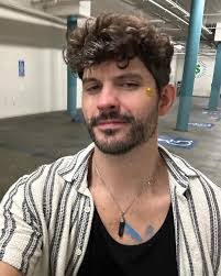 Dan Destefano's Instagram, Twitter & Facebook