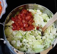 Add the onion, celery and carrot, along with a generous pinch of salt, and fry gently for 15 mins, or until the veg begins to soften. Cabbage Soup For Detox Weight Loss I Heart Recipes