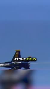 The time the Thunderbirds “smoked” the Blue Angels in 1985. Featuring  former Thunderbirds pilot, David Commons.