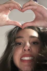 دانلود آهنگ Good 4 U از Olivia Rodrigo (همراه با ترجمه اختصاصی)