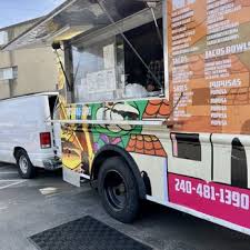 3 Hermanos: Food Truck Taqueria Y Pupuseria — Taco restaurant food truck in Takoma Park, Maryland
