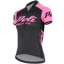 Test de l'ensemble féminin Poli, maillot Woma et cuissard Venus