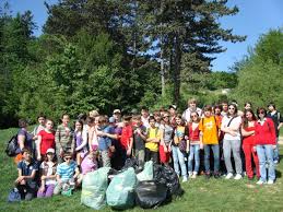 Maybe you would like to learn more about one of these? Scoala GeneralÄƒ Nr 8 Brasov Prezent La CurÄƒÅ£enie Let S Do It Romania Blogul