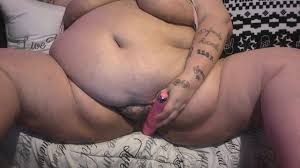 HUGE SSBBW STRUGGLES TO PLAY WITH CLIT AND CUM - Pornhub.com