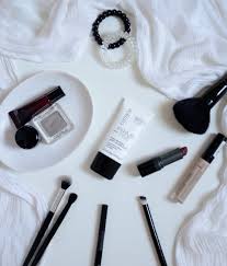 Catrice Prime And Fine Pore Refining Anti Shine Base Review Pin On B W