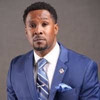 Clinton Fitzgerald's Instagram, Twitter & Facebook