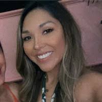 Kirstin Ward's Instagram, Twitter & Facebook