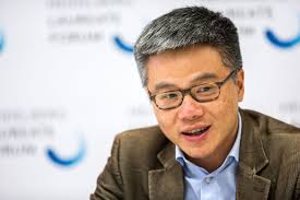 The Three Phases of the Mathematical Life