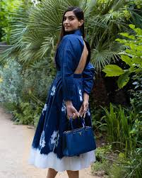 | 500+ connecties | volledig profiel van sonam op linkedin en bekijken en connectie maken Sonam K Ahuja Sonamkapoor Instagram Photos And Videos