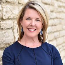 Donna Ragland is a food service manager at Columbus Downtown High School.  Donna values her work and the impact she has