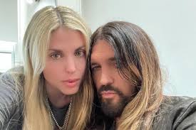 Billy Ray Cyrus Met His New Love, Firerose,