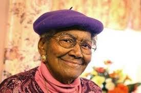 Gwendolyn Estes's Instagram, Twitter & Facebook