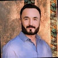 Kelly Brazelton's Instagram, Twitter & Facebook