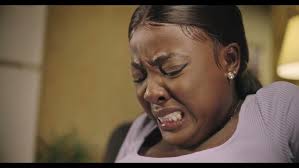 No Good Deed (2014): Attacking Him With A Fire Extinguisher