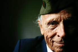 Famed voice-over icon Peter Thomas dies at 91