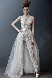 The Only Wedding Dress Trends 19 Brides Need To Know In 2020 Brautmode Brautkleid Hochzeit Jumpsuit