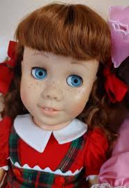 I love her eyes in this concert shot. It gives me chills.