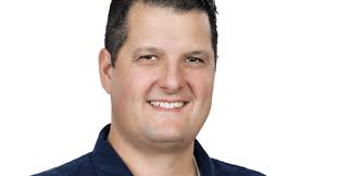 Mark Whitson's Instagram, Twitter & Facebook