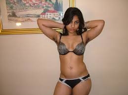 Viral Indian college girl nude (5 photos) | Shooshtime