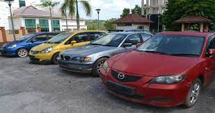 For more information and source, see on this link : 77 Kenderaan Sita Dilelong