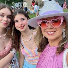 Cassandra S. Bernstein (@cassinnova) • Instagram photos and videos