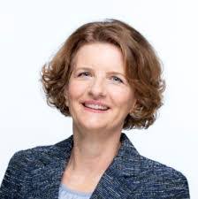 Leanne Chadwick's Instagram, Twitter & Facebook