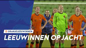 Lyrics for zie die leeuwinnen by claudia de breij. Ek 2022 Here We Come Leeuwinnen Op Jacht 19 Youtube