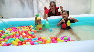 Unboxing Kolam Renang Anak Yang Besar Banget Pecahin Balon Unboxing Kids Pool Baloon Popping Youtube