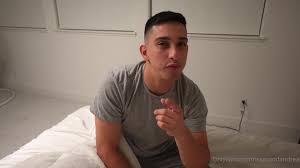 Watch online Andrea Isaac aka Isaacandandrea OnlyFans - Flashing and  mooning everytime he guesses correctly on X-video