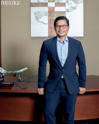 Dia menggantikan budi gunadi sadikin yang diangkat menjadi menteri kesehatan. Pahala Nugraha Mansury Creates A Great Connection As The Ceo Of Garuda Indonesia Prestige Online Indonesia