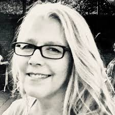 helen cornish (@helenmcornish)