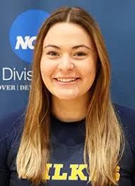 Tess Edwards's Instagram, Twitter & Facebook