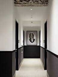 Decoration Couloir 25 Idees Geniales A Decouvrir Idee Deco Long Couloir Deco Chambre Noir Et Blanc Idee Deco Couloir