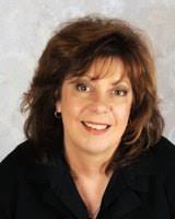 Anna Disanto's Instagram, Twitter & Facebook