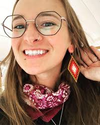 I love these earrings so much, that after almost 15 years, I scrapped my  practically signature earring set that has remained almost unchanged all  this time. The new year brought naked ears