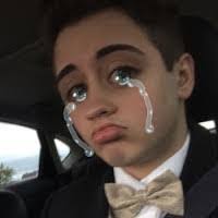 Devon Magee's Instagram, Twitter & Facebook